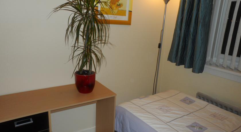 Homestay Oakridge Crescent Пейзли Екстериор снимка