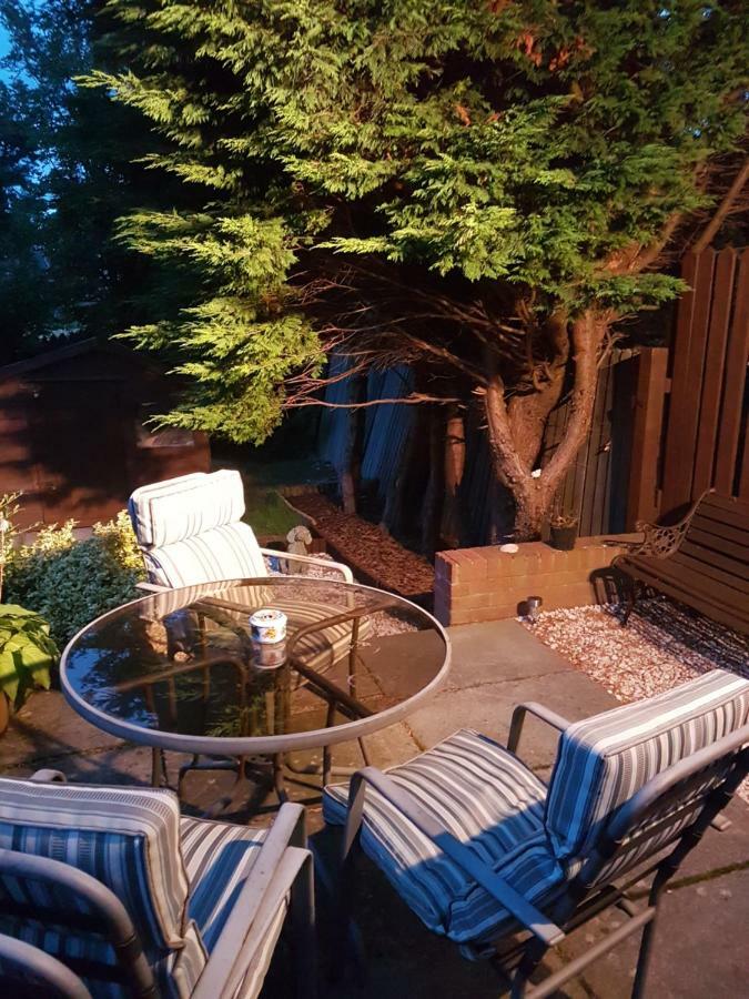 Homestay Oakridge Crescent Пейзли Екстериор снимка